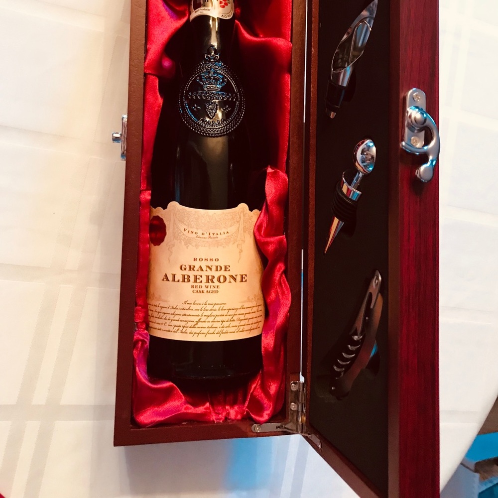 Wine cases(wine not included)